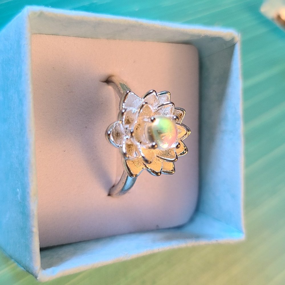 Lotus Ring - Picture 2 of 2